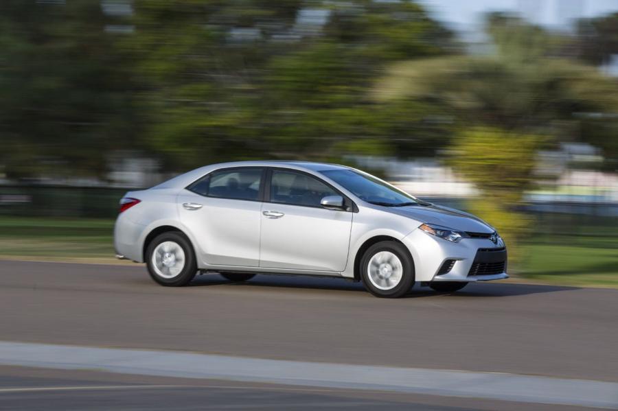  Toyota Corolla 2014 года  (фото 165 из 212)